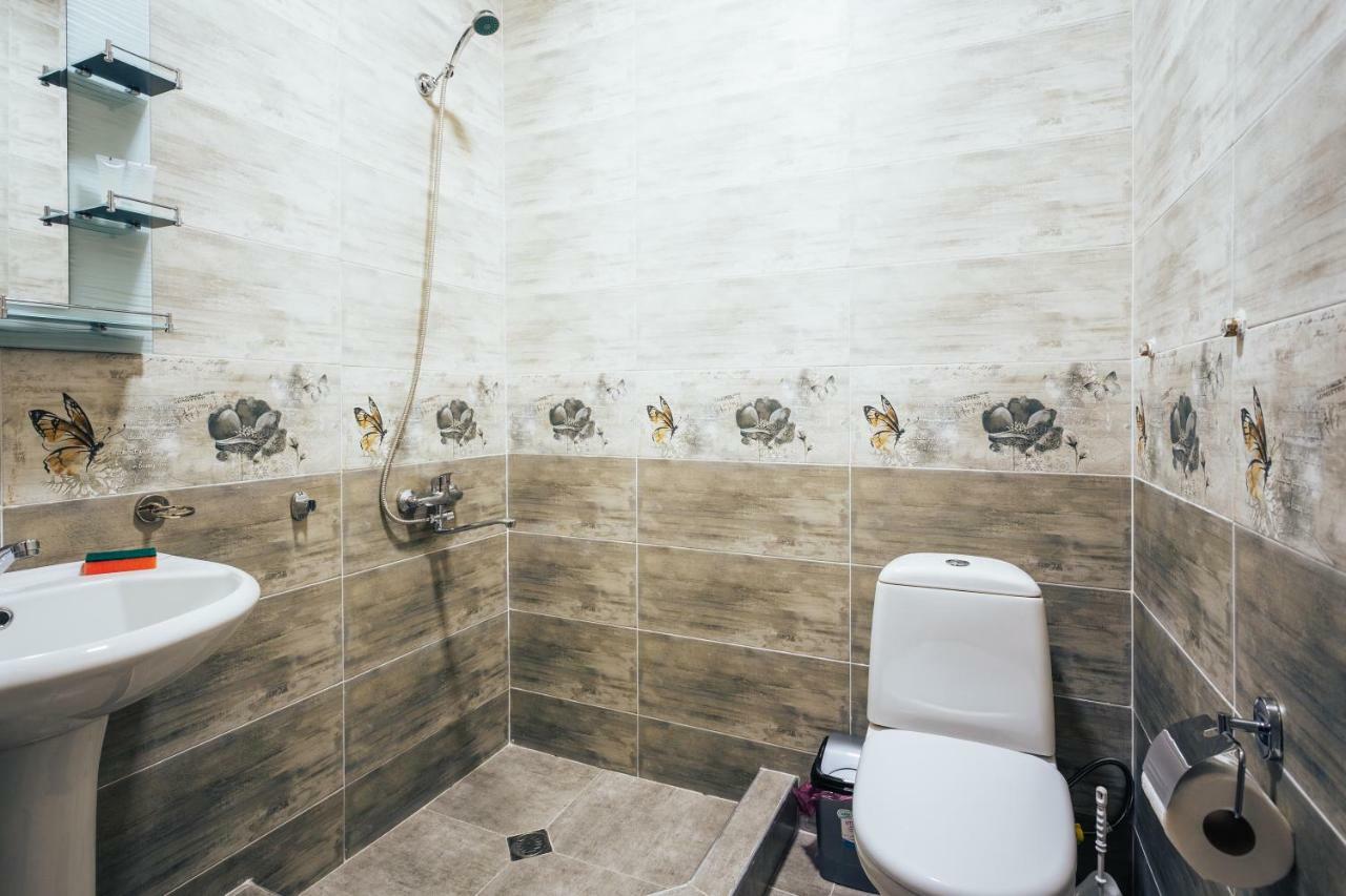 Hotel Memory House à Koutaïssi Extérieur photo